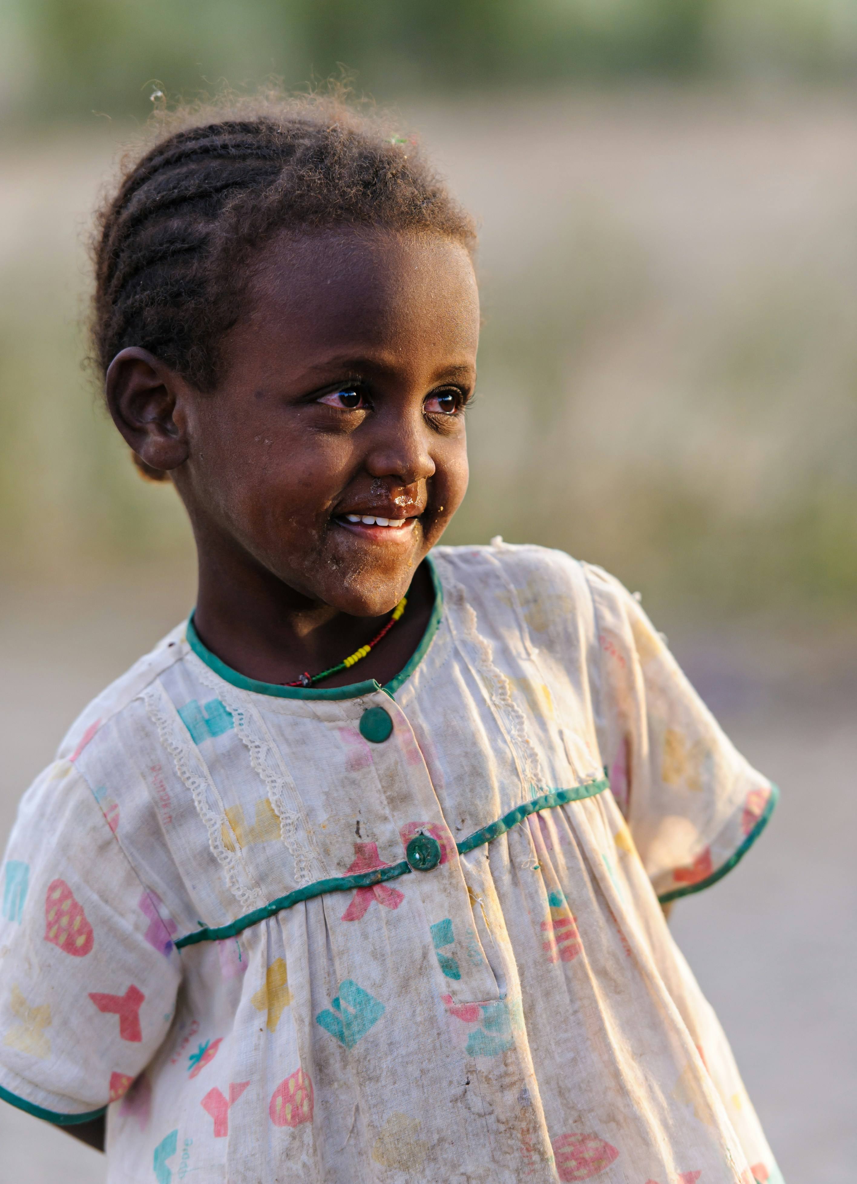 Child with zigzag cornrows